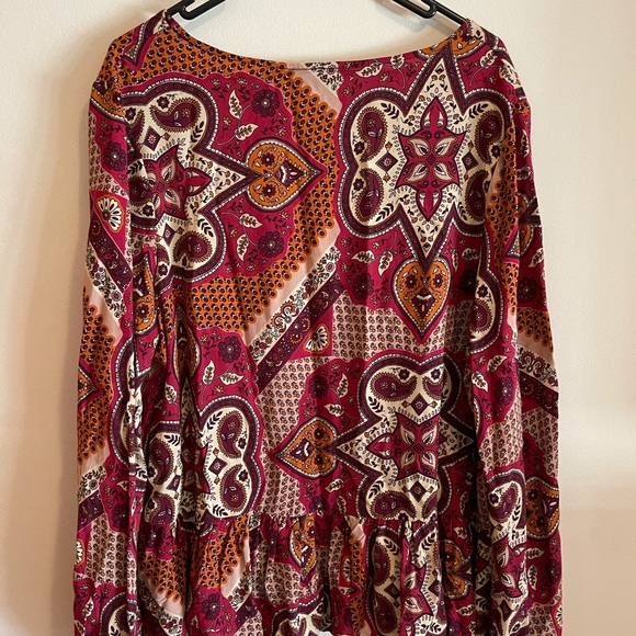 *SOLD* Ebby and i tribal top size 14 - Picture 5 of 7